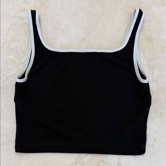SHEIN Black Tank Top with White Trim Size L / Large - Picture 3 of 4